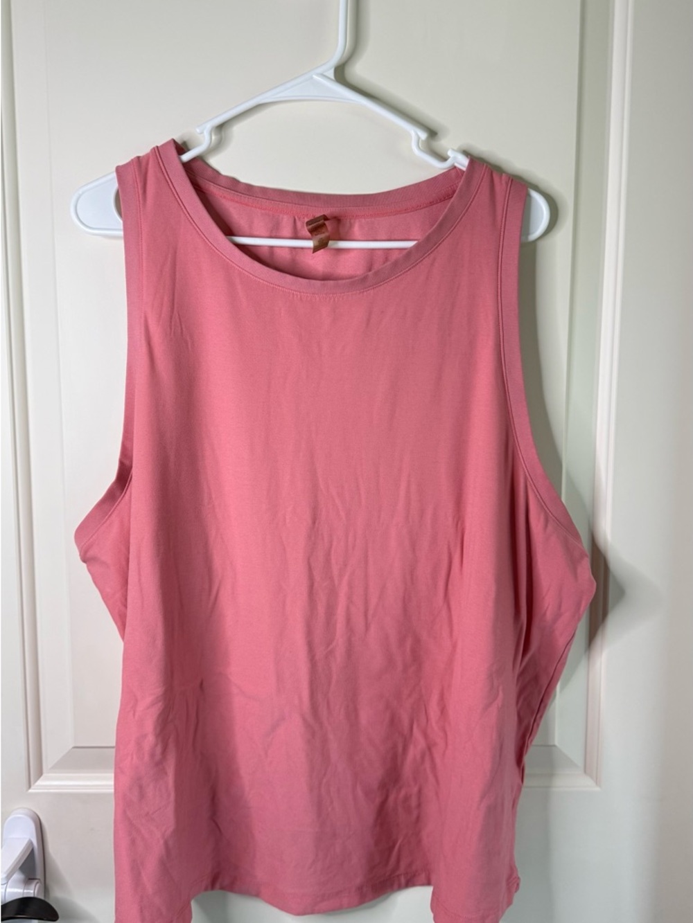 Beyond Yoga Rose Pink Scoop Neck Tank Top